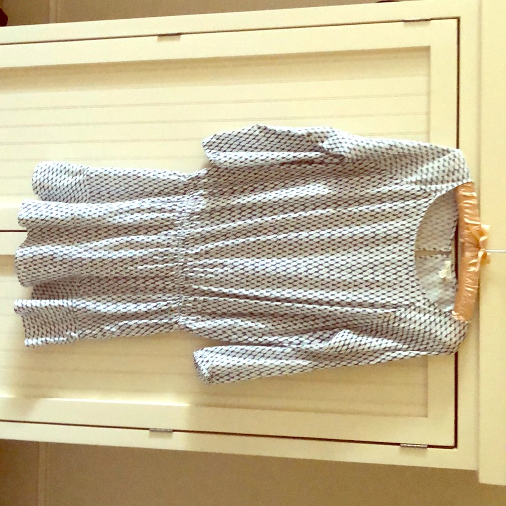 Women’s dress